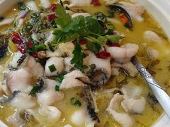 重庆酸菜黑鱼片-乾隆美食·本帮菜(黄河路店)