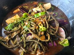 -缘福乡村铁锅炖民宿(八达岭店)