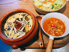 无水蒸制野生松茸乌鸡汽锅鸡汤-雀舞云南菜(乐客城店)