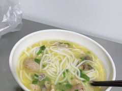 -文山荷鲜居(翠湖店)
