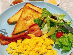 -必胜客(漕宝路店)