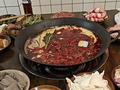 -黄潇洒老火锅(九眼桥宏济巷店)