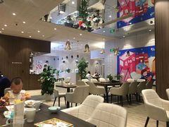 -钟书阁(群光广场店)