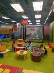 -莫莉幻想儿童乐园(郑州丹尼斯三天地店)