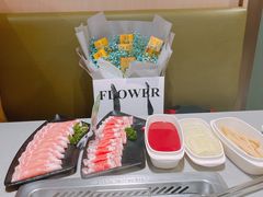 -海底捞火锅(漕宝路店)