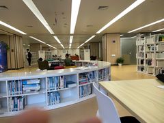 -杭州滨江区图书馆科技分馆