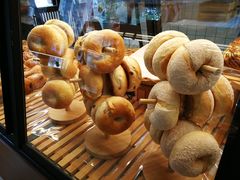 -Dough&Joe团憩(瑞虹天地月亮湾店)