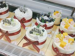 -花花卷卷·鲜食蛋糕(静安久光百货店)