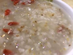 -强氏喜阿婆粥饼店(大众街店)