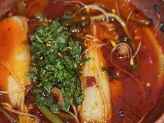 -成都你六姐·牛肉冒菜(上海环宇荟店)