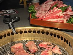 -铭牛烧肉·和牛海鲜自助(高新月牙湖店)