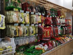 -联华超市(新闸路店)