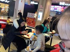 大堂-肯德基(宁波万达店)