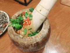 -老滇山寨•云南特色菜•地方菜•民族风情歌舞表演(金碧店)