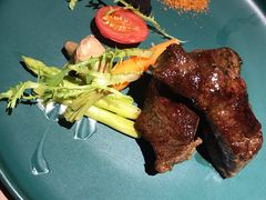 -10號公馆专业果木牛排餐厅