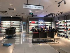-吾悦广场(南京鼓楼店)