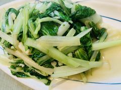 -鲜榨果汁·啤酒鱼(环岛河店)