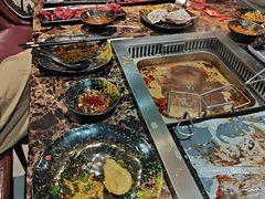 -牛里牛气· 榴莲海鲜鲜牛肉自助火锅·烤肉(横岗店)