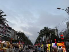 -海大南门夜市(海富街店)