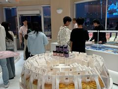 -好利来(南京路一店)