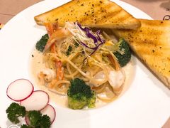 奶油蘑菇培根意面-遇见西木美式餐厅(体育路店)