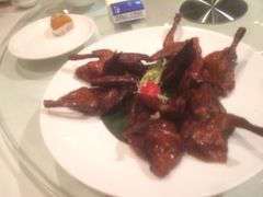 红烧乳鸽-東海海鲜酒家(中信广场店)