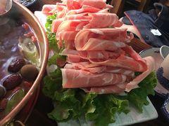 冻羊肉卷-燚焱炎火铜锅涮·烧烤