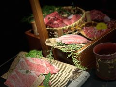 -山川小町·极番烧肉(新地假日广场店)