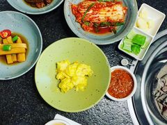 -草家酱蟹炭火烤肉店(珲春南路一店)