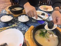 -桥香园过桥米线(国贸店)