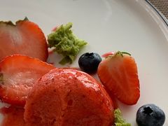 -杏荟旋转餐厅(广州爱群店)