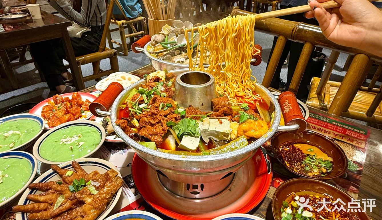 广州首家！人均30+豆花小火锅！好好吃啊！