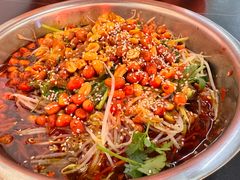 -周良天山牛杂城(天山路总店)
