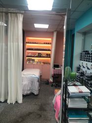 -斐尔国际皮肤管理中心