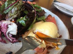 -ROAST coffee & eatery