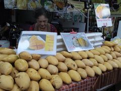 -芒果糯米饭摊子