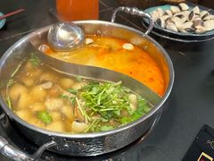 -老城鲜·小海鲜贝贝煲火锅(壹方城店)