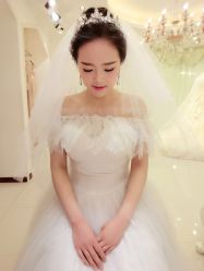 -艾米丽婚纱礼服