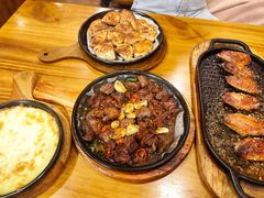 -老东镇啤酒屋海鲜加工·蒸汽海鲜·海鲜烧烤(台东店)