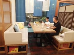 卡座-素行天下(国投财富广场店)