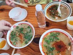 招牌羊肉汤-三中高皇羊肉馆