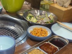 -明洞阿姨·韩式酱蟹烤肉·创意料理(三元桥店)