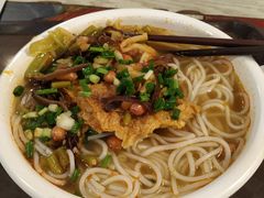 -水平有限螺蛳粉(宏达大厦店)