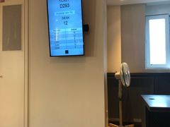 -乐蓬马歇百货公司(Rive Gauche)