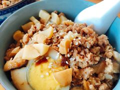肉燥饭-品味轩(华山路店)