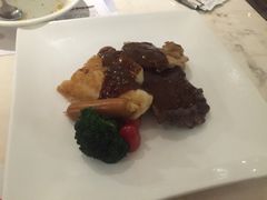 -绿茵阁(体育西分店)