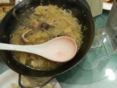 酸菜锅-添福来墨鱼饺子 · 海鲜东北菜(泡崖店)