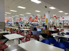 大堂-吉林大学前卫南校区-湖畔餐厅