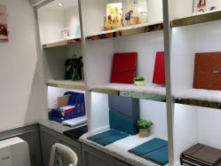 -亲吻宝贝儿童摄影