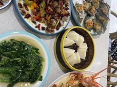 -锦里海景海鲜餐厅.三亚老字号(亚龙湾中心广场店)